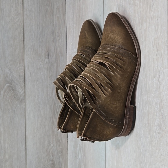 Free People Women Lost valley Ankle Sliced Leather Boots boho shoes sz 38/7.5-8 - Picture 3 of 14